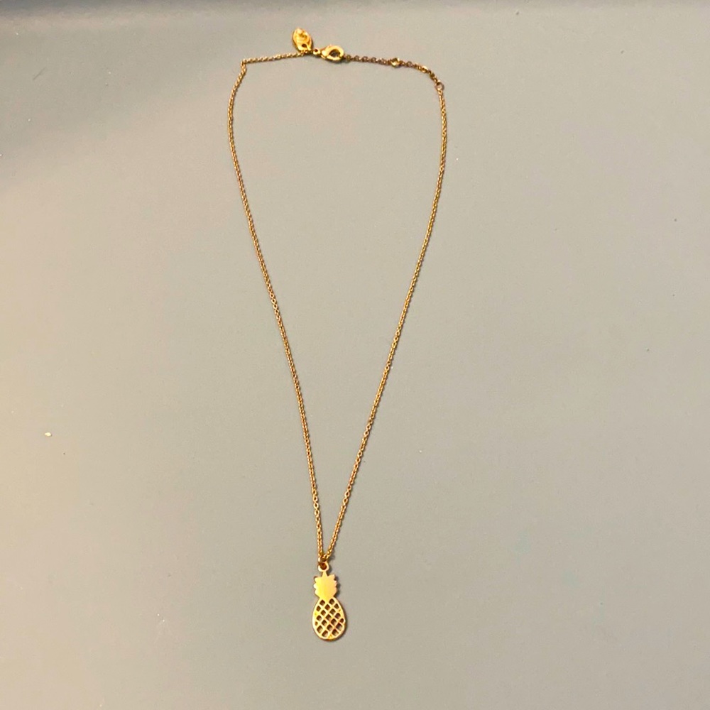 Pineapple necklace
